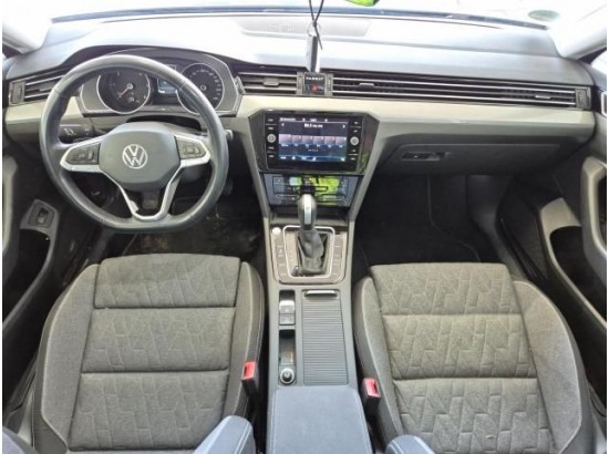 2024 Volkswagen Passat Variant Business