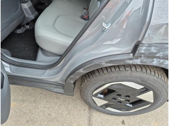 2025 Kia EV3 150 kW Earth