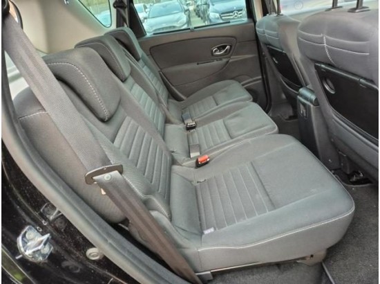 2015 Renault Scenic