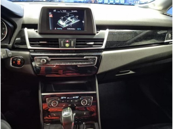 2015 BMW 2er Active Tourer 218 d
