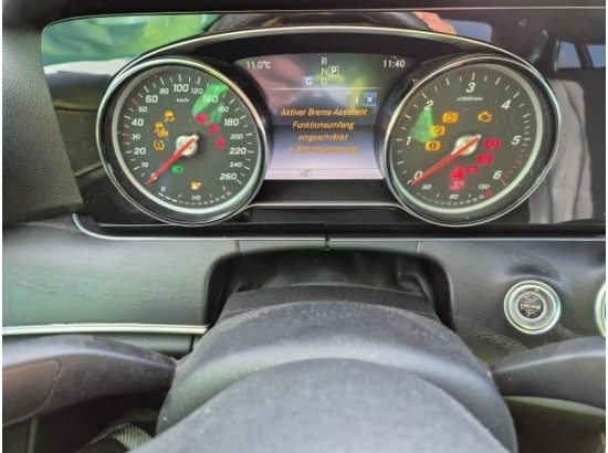 2019 Mercedes-Benz E -Klasse Lim. E 220 d