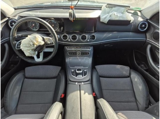 2019 Mercedes-Benz E -Klasse Lim. E 220 d