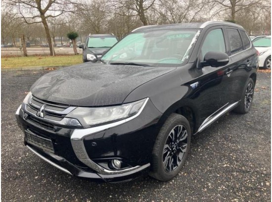 2016 Mitsubishi Outlander PHEV Top 4WD