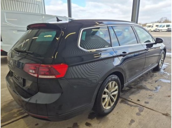 2024 Volkswagen Passat Variant Business