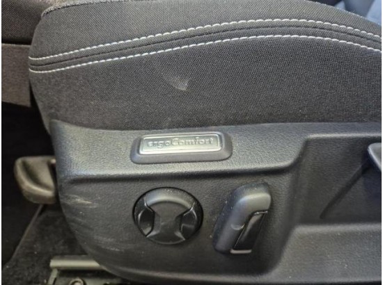 2024 Volkswagen Passat Variant Business