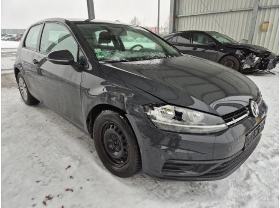 2018 Volkswagen Golf VII Lim. Trendline BMT/Start-Stopp