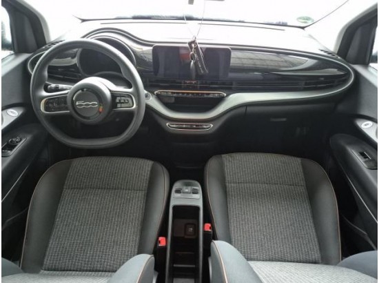 2022 FIAT 500 E Icon