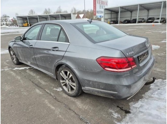 2016 Mercedes-Benz E -Klasse Lim. E 220 BlueTEC