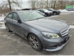 2016 Mercedes-Benz E -Klasse Lim. E 220 BlueTEC 2016 Mercedes-Benz E -Klasse Lim. E 220 BlueTEC