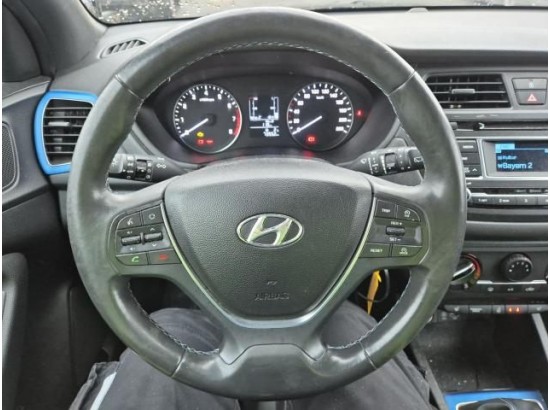 2016 Hyundai i20 blue Passion
