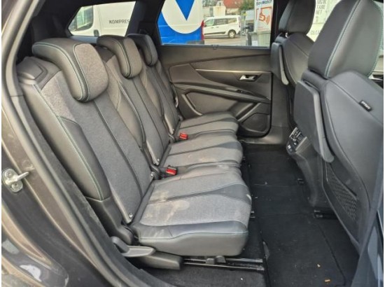 2024 Peugeot 5008 Allure