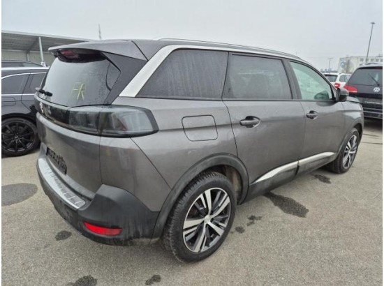 2024 Peugeot 5008 Allure