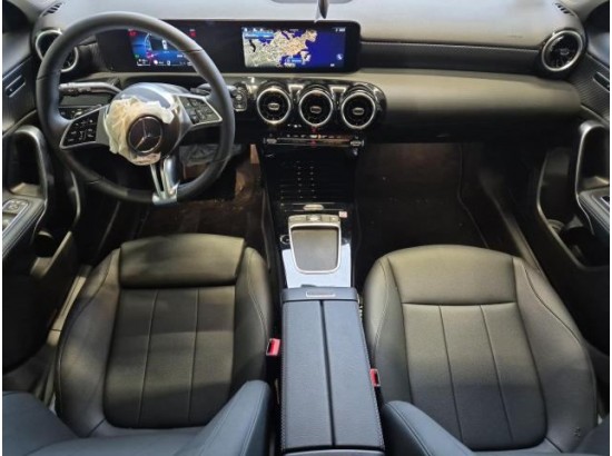 2025 Mercedes-Benz A -Klasse A 180
