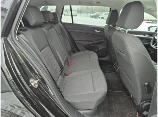 2025 Volkswagen Golf VIII Variant 1.5 eTSI 110 kW Life