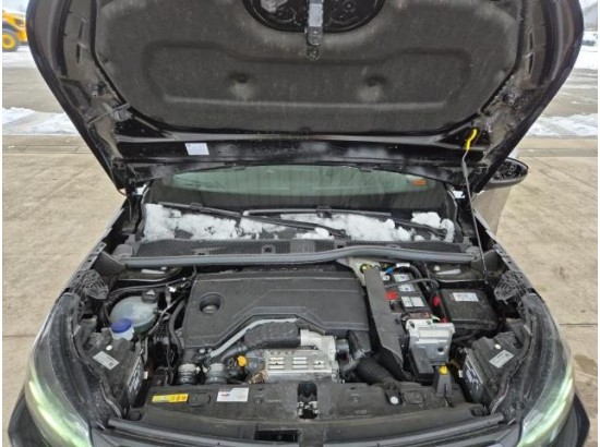 2025 Peugeot 2008 Hybrid 136 GT