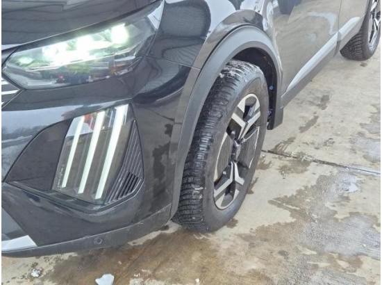 2025 Peugeot 2008 Hybrid 136 GT