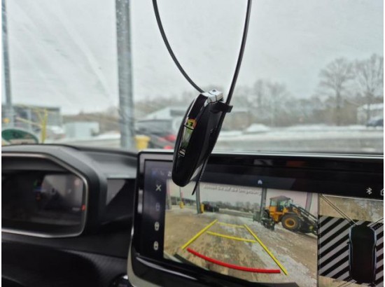 2025 Peugeot 2008 Hybrid 136 GT