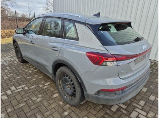 2023 Audi Q4 e-tron 40 e-tron basis