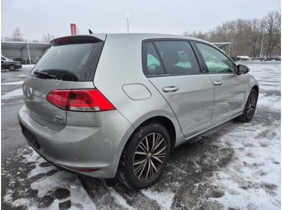 2017 Volkswagen GOLF VII Allstar BMT
