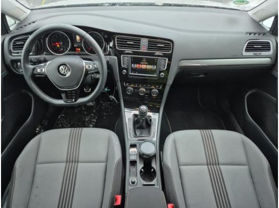 2017 Volkswagen GOLF VII Allstar BMT