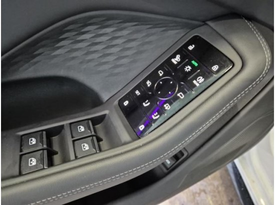 2025 Audi A6 Avant 3.0 TFSI quattro 270 kW