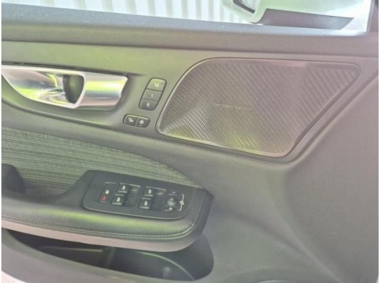 2022 Volvo V60 Kombi Core