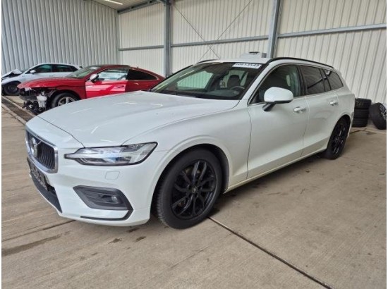 2022 Volvo V60 Kombi Core