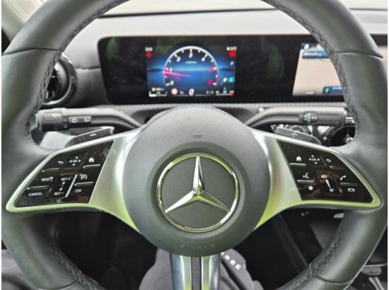 2023 Mercedes-Benz A -Klasse A 200 d