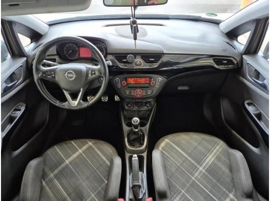 2015 Opel Corsa E Color Edition
