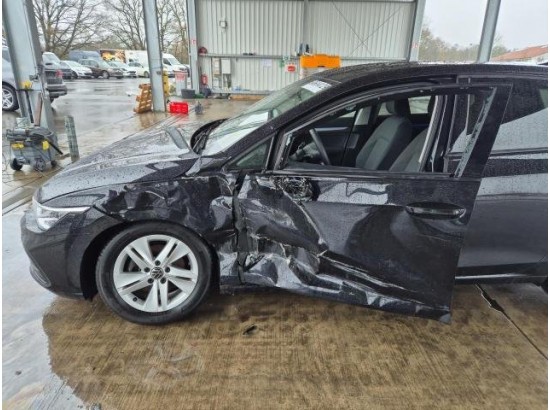 2021 Volkswagen Golf VIII Lim. Life