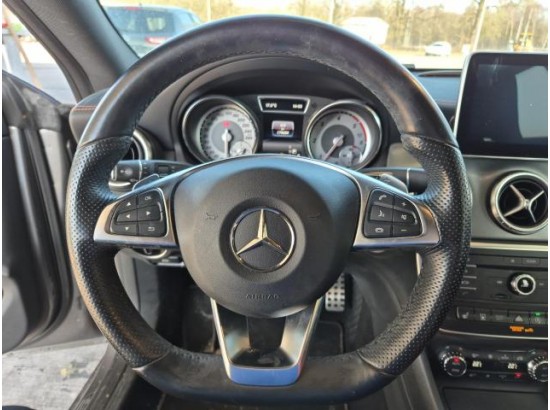 2015 Mercedes-Benz CLA -Klasse Shooting Brake CLA 220 CDI / d 4Matic Orange Art Edition