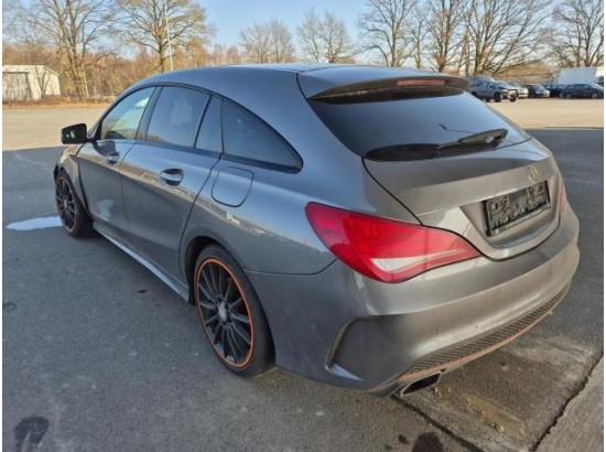 2015 Mercedes-Benz CLA -Klasse Shooting Brake CLA 220 CDI / d 4Matic Orange Art Edition