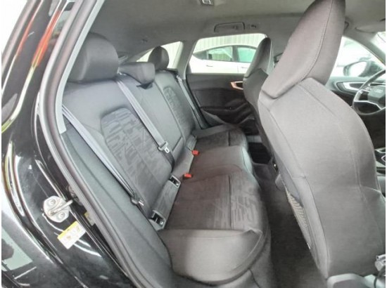 2025 Audi A5 Avant TFSI e-hybrid quattro 220 kW