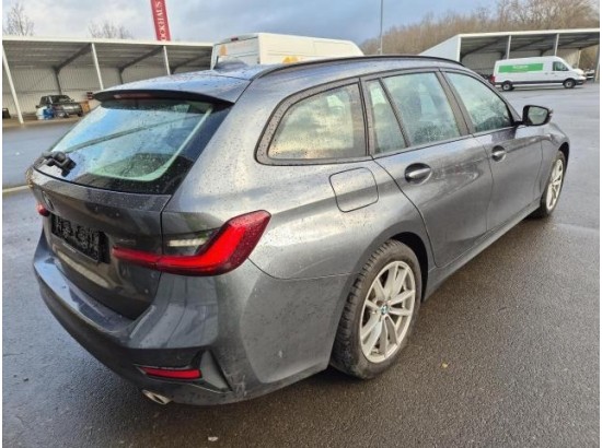 2022 BMW 3er Touring 318 d Advantage