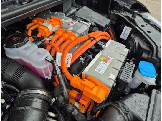 2025 Volkswagen Caddy Life Maxi eHybrid