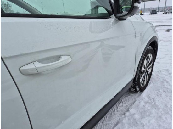 2025 Volkswagen T-Roc Goal