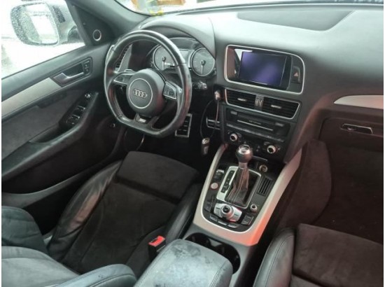 2016 Audi SQ5 3.0 TDI competition quattro