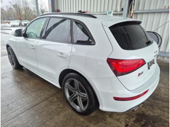 2016 Audi SQ5 3.0 TDI competition quattro