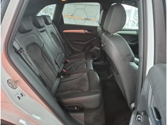 2016 Audi SQ5 3.0 TDI competition quattro