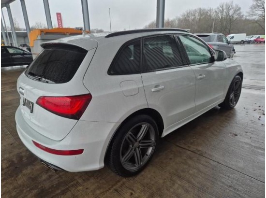 2016 Audi SQ5 3.0 TDI competition quattro
