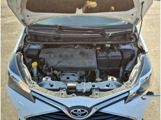 2015 Toyota Yaris Comfort