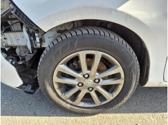 2015 Toyota Yaris Comfort