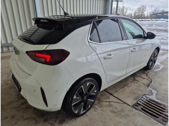 2023 Opel Corsa F e GS Line