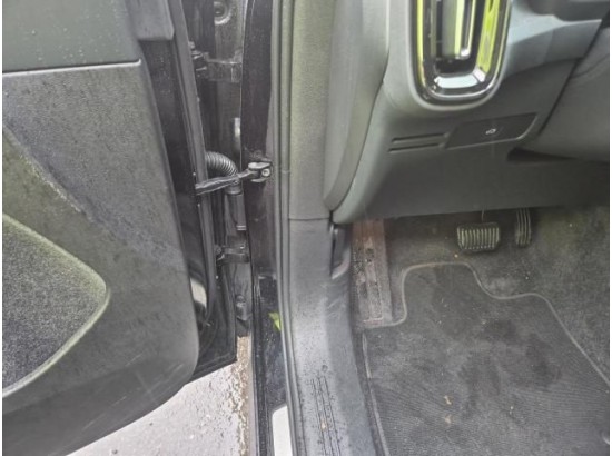 2024 Volvo XC40 Plus Recharge Pure Electric 2WD