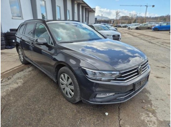 2022 Volkswagen Passat Variant Business