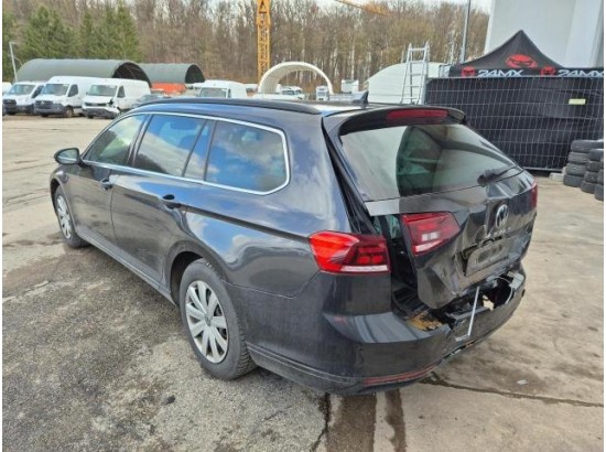 2022 Volkswagen Passat Variant Business