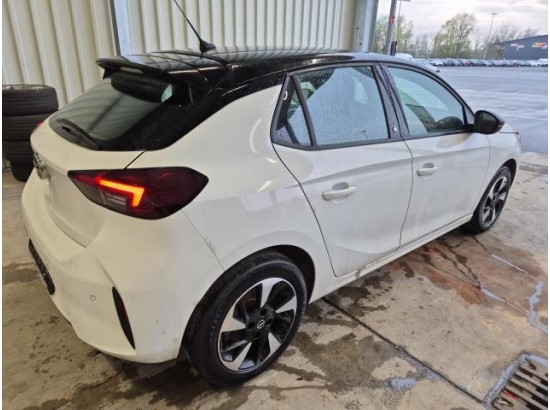 2023 Opel Corsa F e GS Line