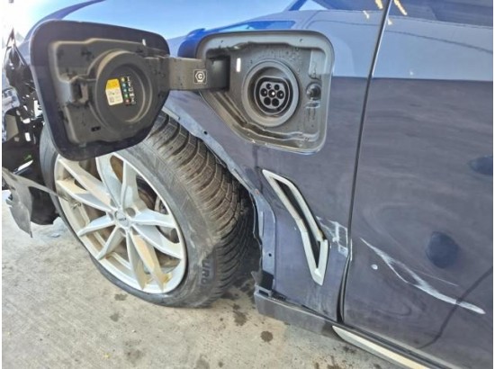 2022 BMW X5 xDrive 45e xLine