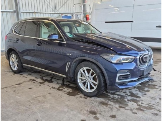 2022 BMW X5 xDrive 45e xLine