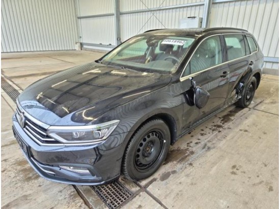 2023 Volkswagen Passat Variant Business